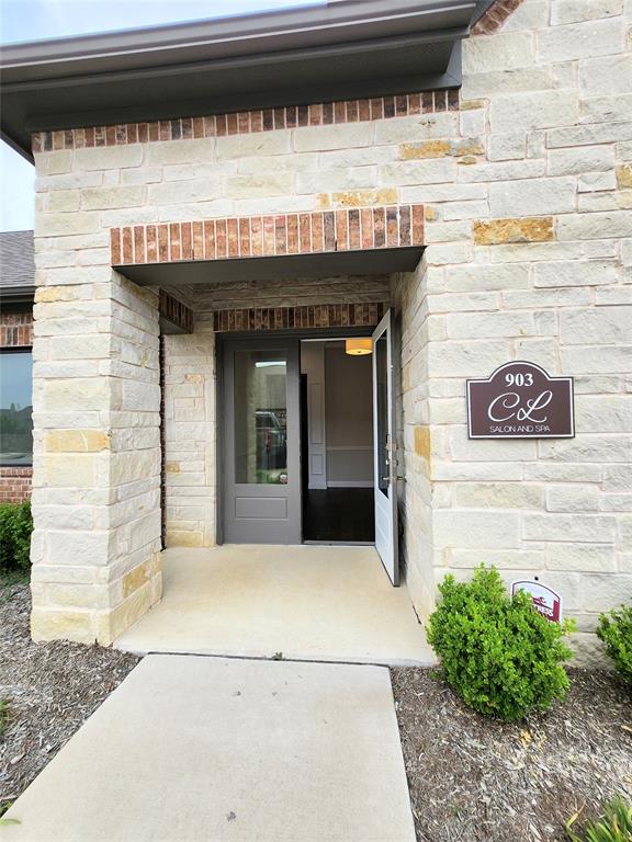 4425 Plano Parkway Property Photo 2