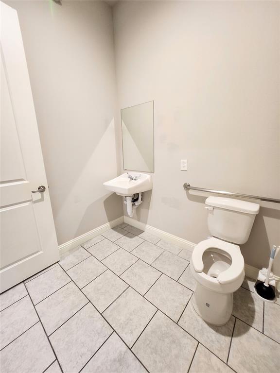 4425 Plano Parkway Property Photo 10