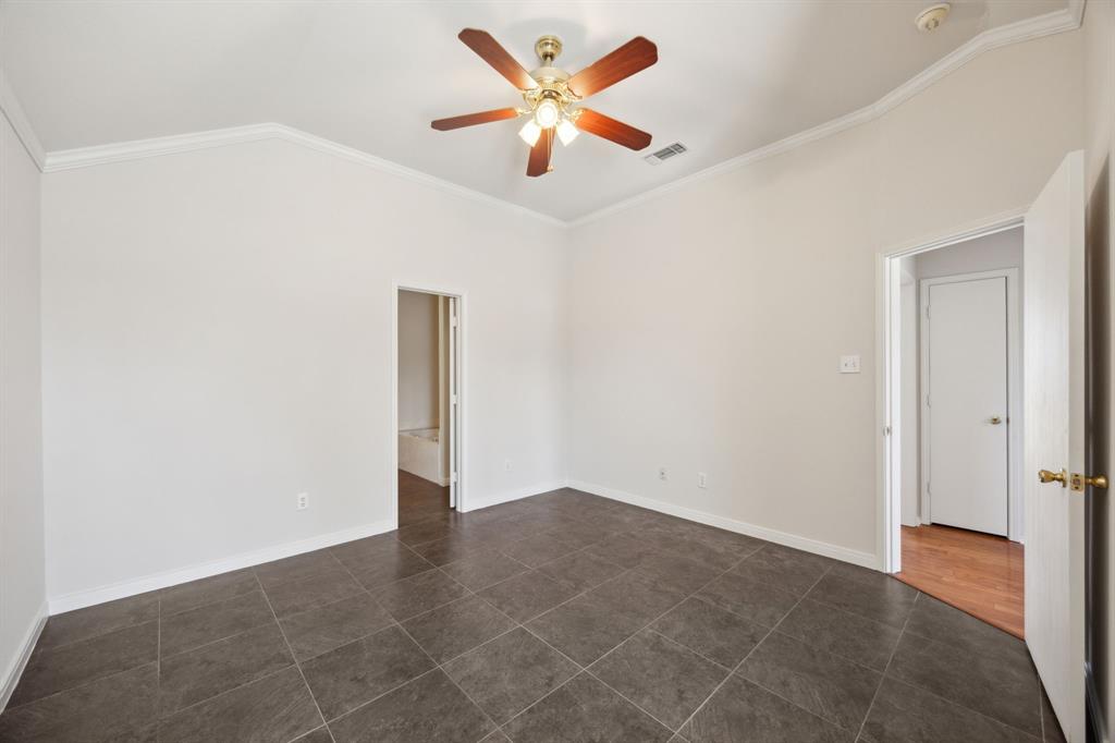 906 Park Row Circle Property Photo 12