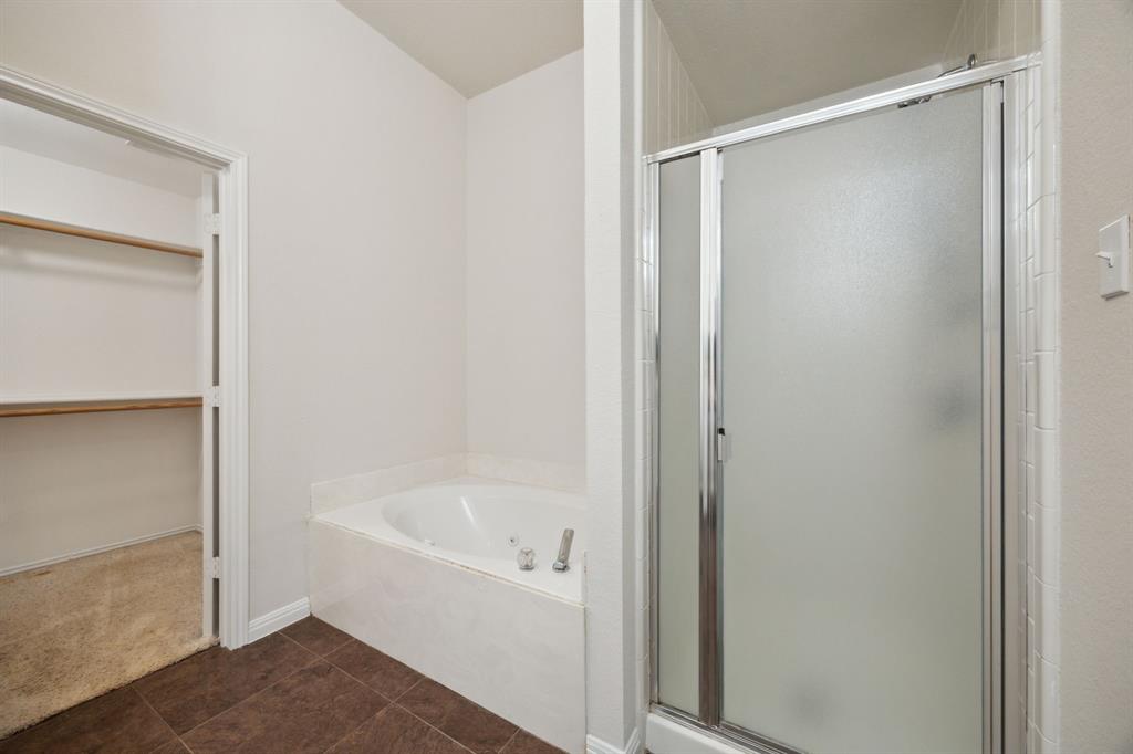 906 Park Row Circle Property Photo 16