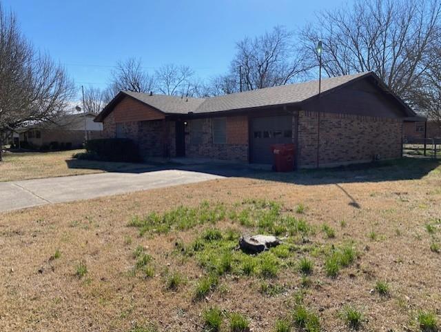 1304 S Locust Property Photo