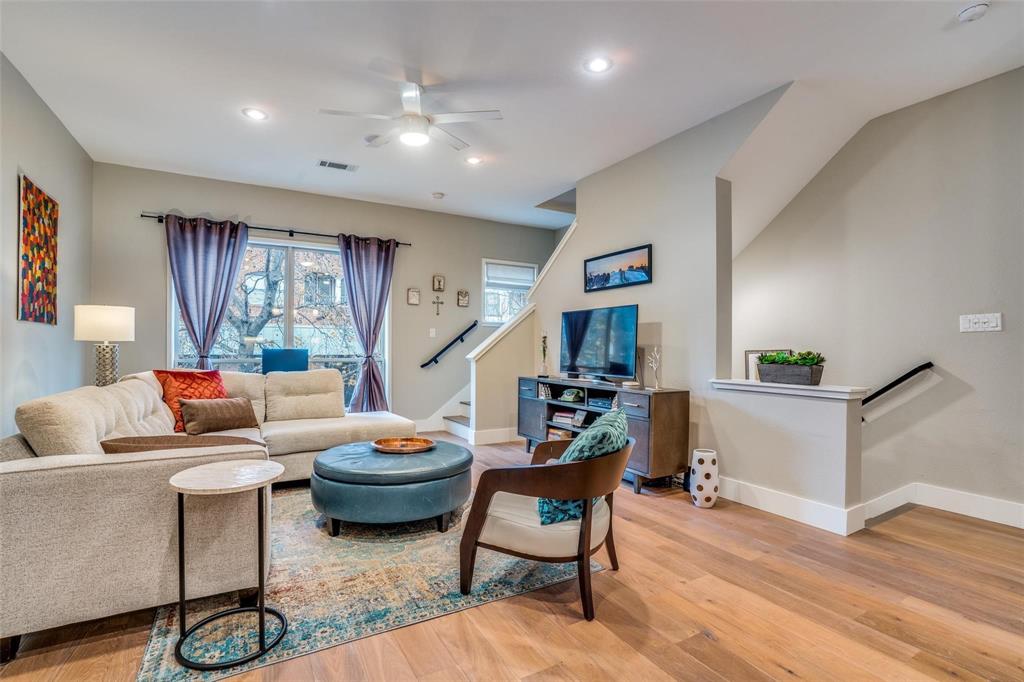 2335 Clark Street Property Photo