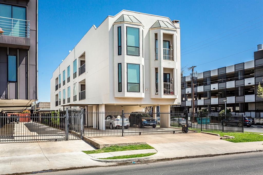 2002 Fitzhugh Condos Real Estate Listings Main Image