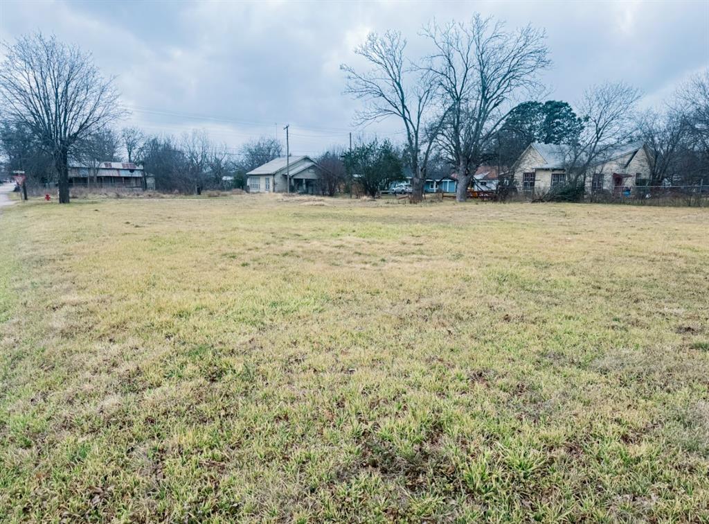 305 E Walcott Avenue Property Photo