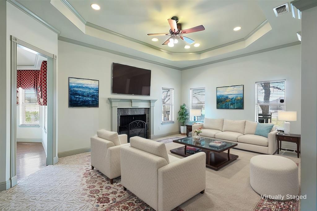 2118 Darby Dan Court Property Photo 8