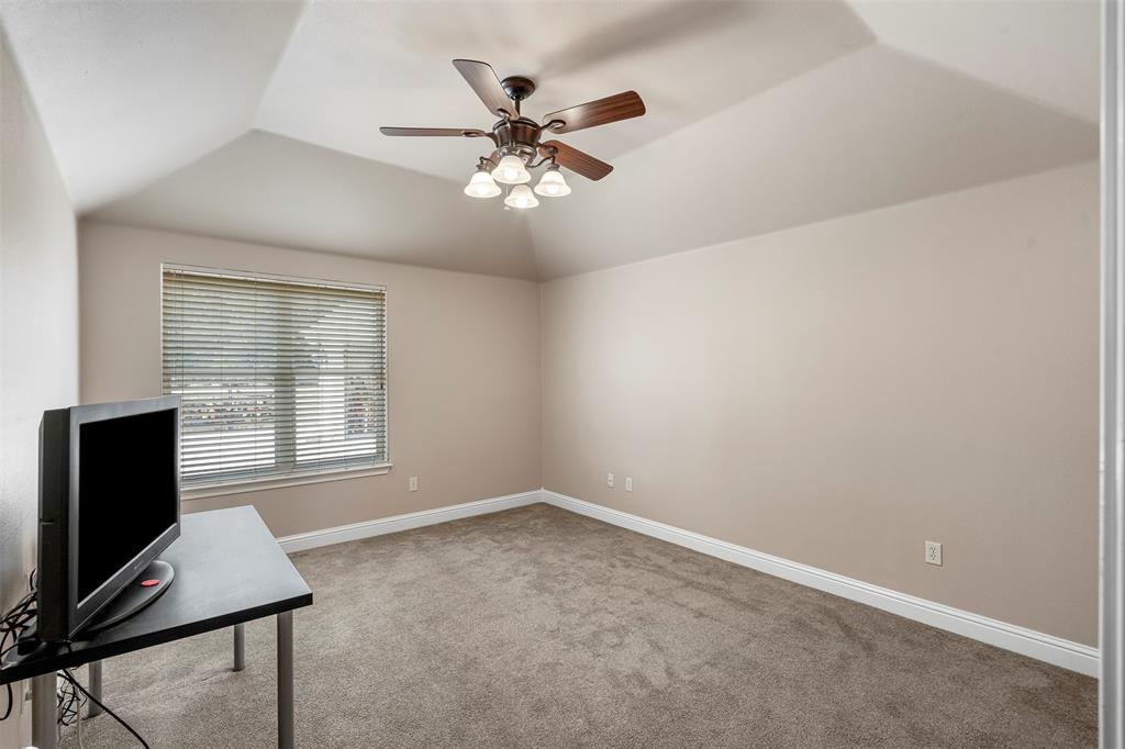 2118 Darby Dan Court Property Photo 19
