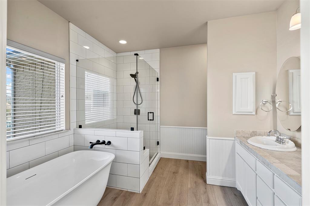 2118 Darby Dan Court Property Photo 21