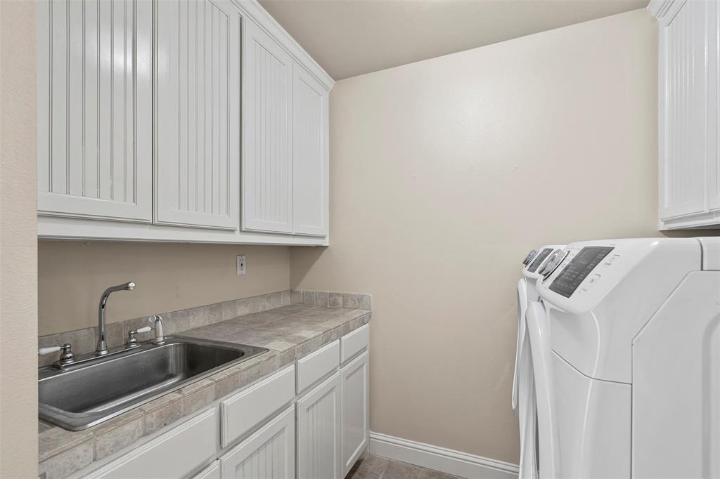 2118 Darby Dan Court Property Photo 37
