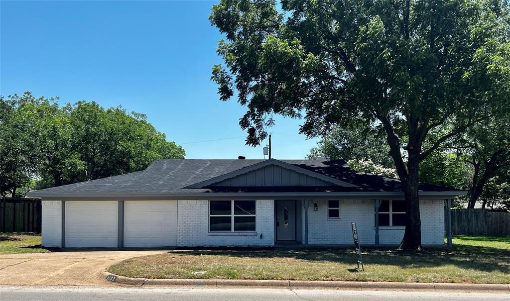 1432 Hurstview Drive Property Photo