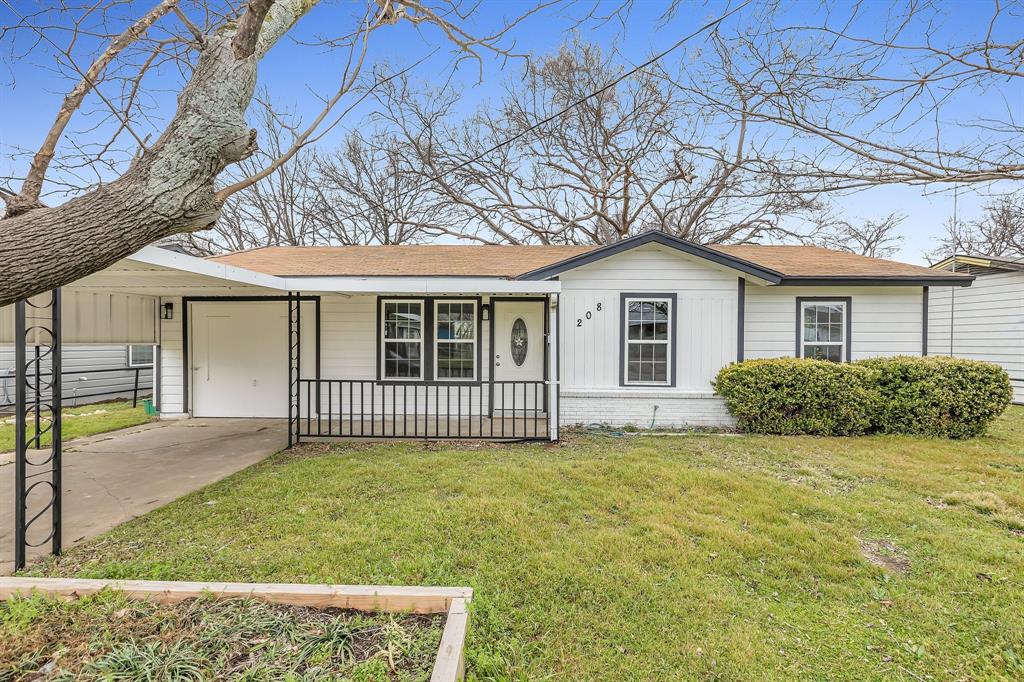 208 Kay Lane Property Photo