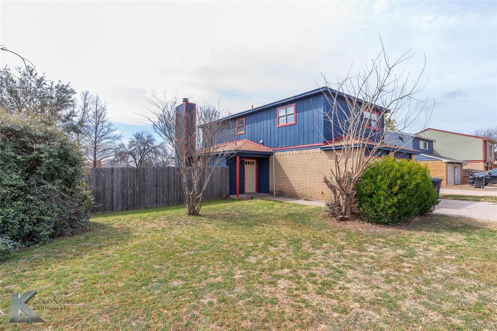 3065 Button Willow Avenue Property Photo 2
