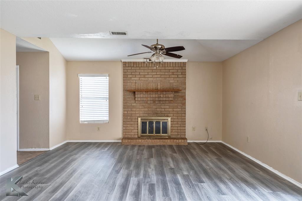 3065 Button Willow Avenue Property Photo 7
