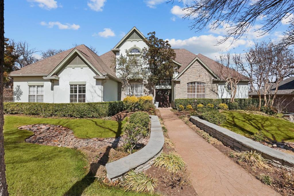 812 Woodhaven Drive Property Photo