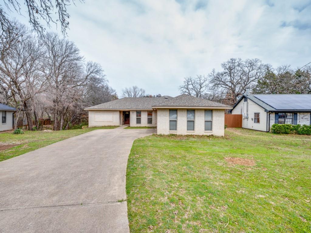 213 Pembrook Street Property Photo