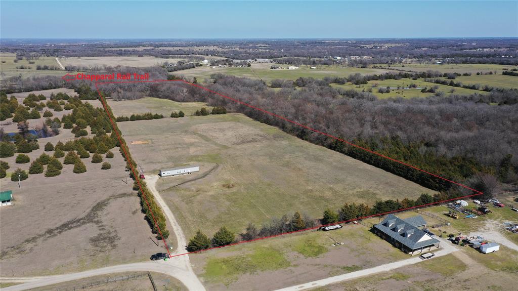 3013 Country Road Property Photo