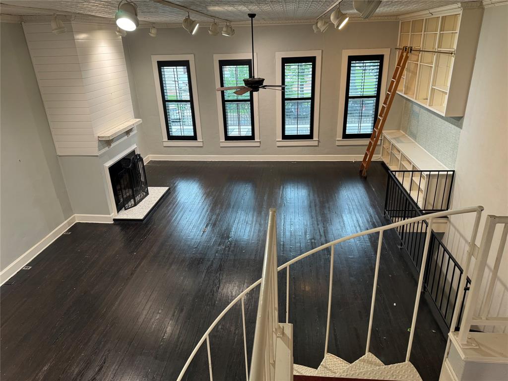 109 E Bridge Street Property Photo 34