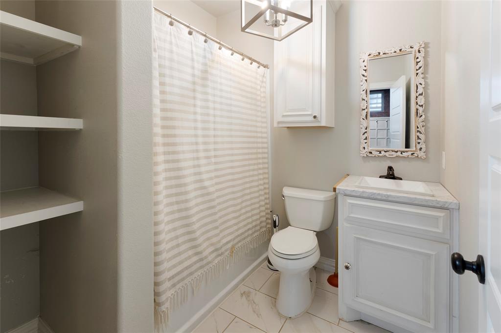 508 Conrad Hilton Boulevard Property Photo 14