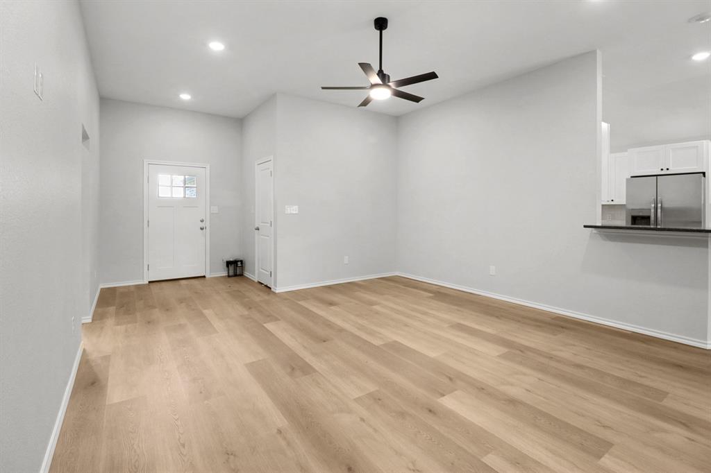 900 Bella Boulevard Property Photo 4