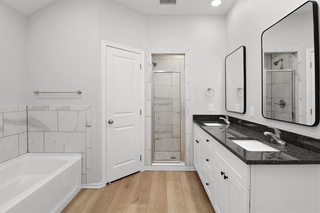 900 Bella Boulevard Property Photo 15