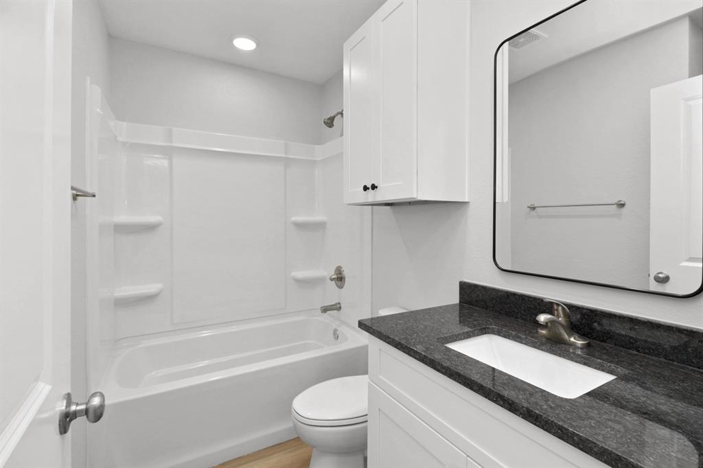 900 Bella Boulevard Property Photo 21