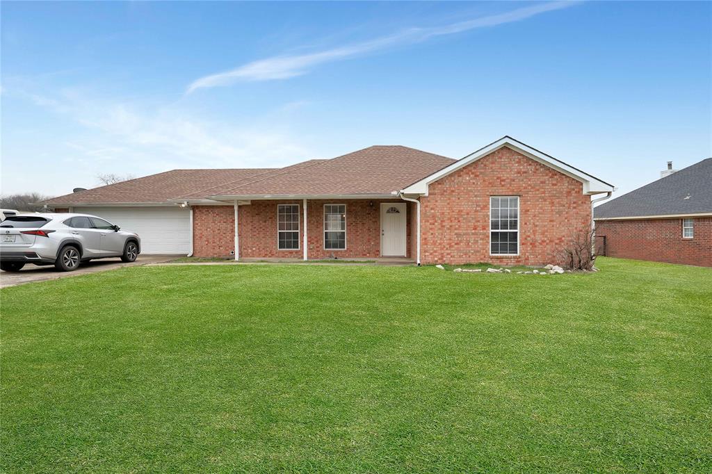 201 E College Street Property Photo