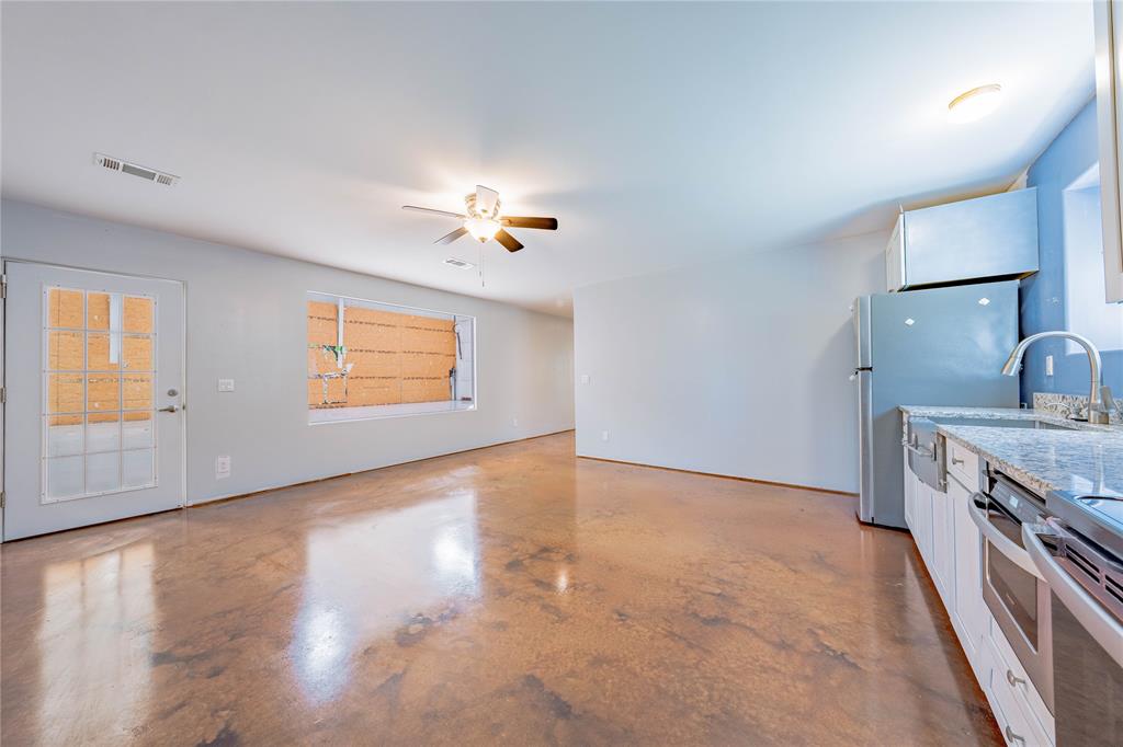 452 Anchor Lane Property Photo 6