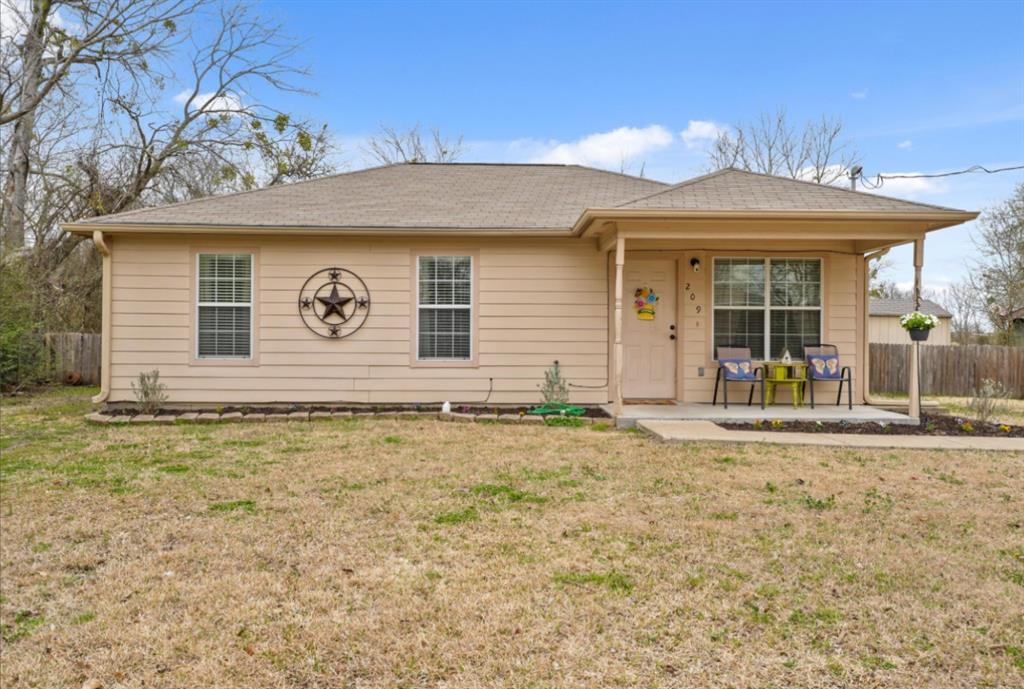 209 Mill Street Property Photo