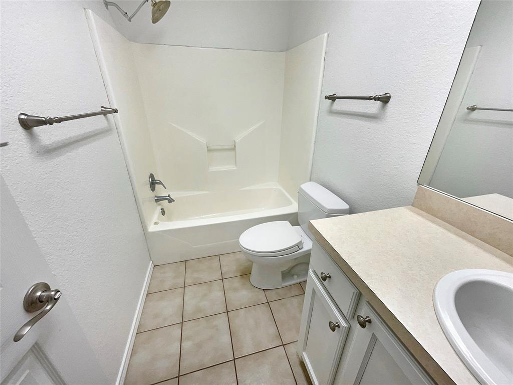 217 Dean Court Property Photo 18