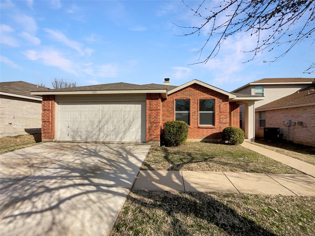 3928 Golden Horn Lane Property Photo