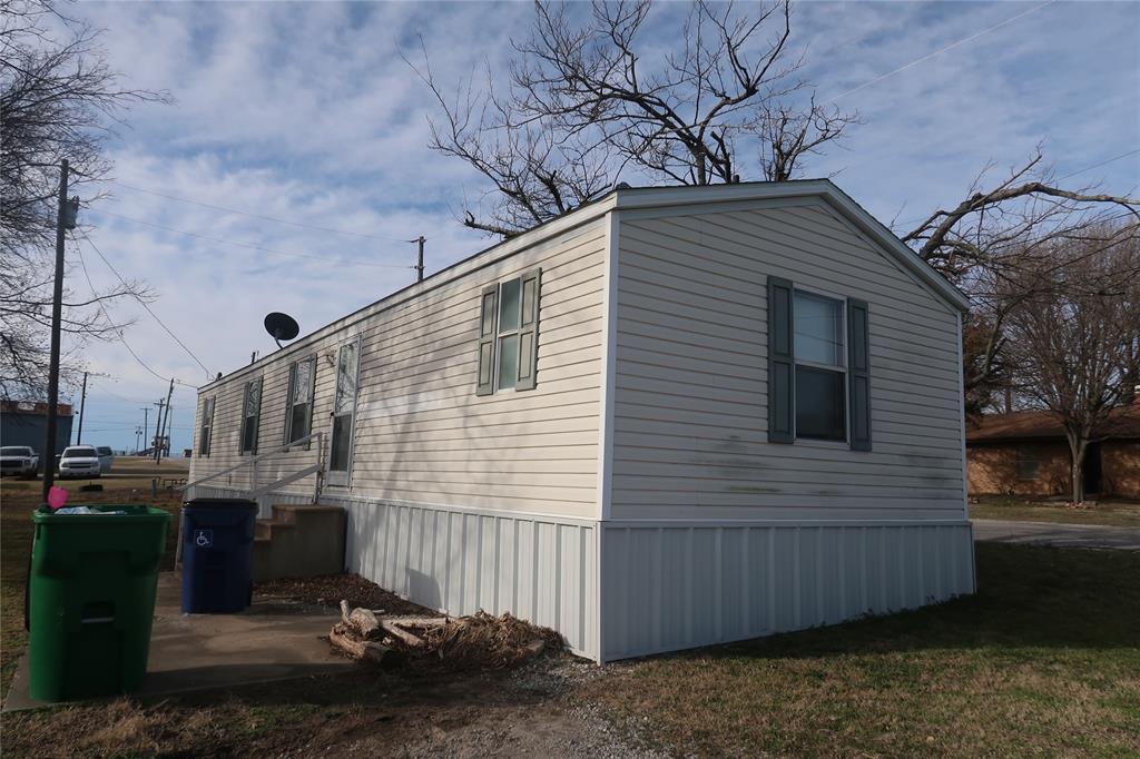 500 E Main Street Property Photo