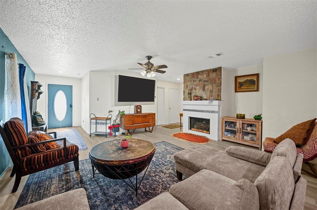 5213 Prestwick Drive Property Photo