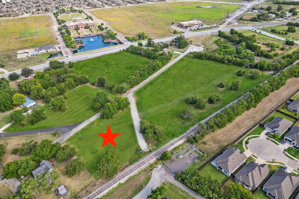 Tbd Central/waller Street Property Photo
