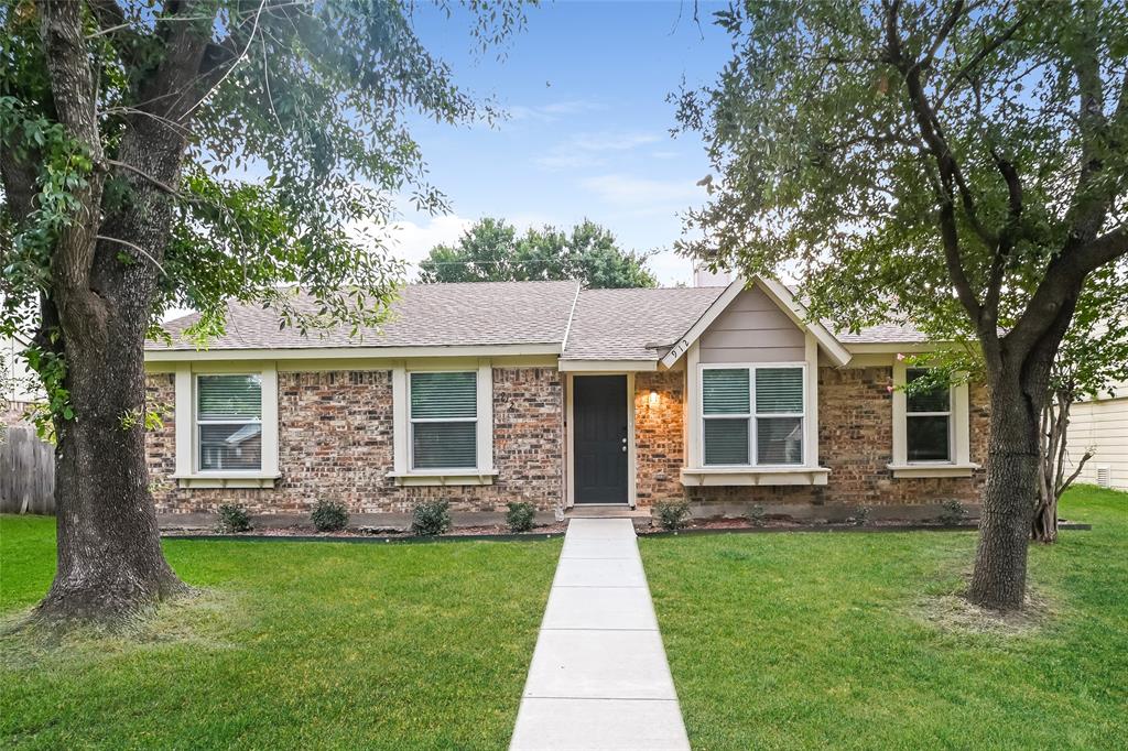 912 Carom Way Property Photo