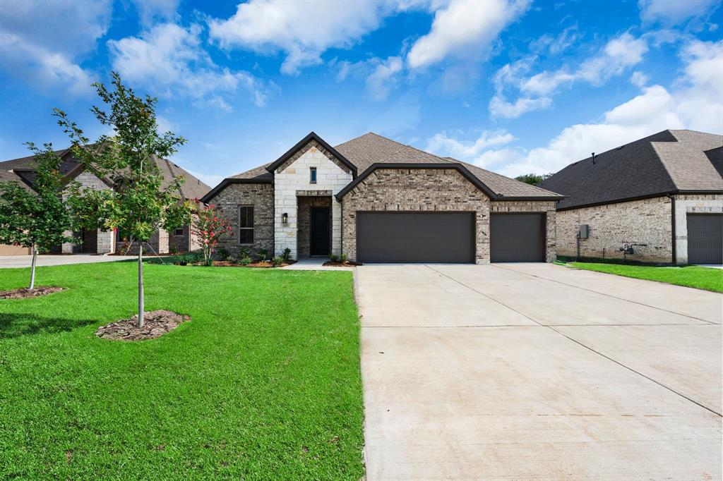 145 Rosehaven Property Photo 1