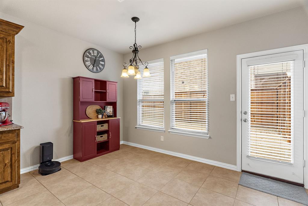 611 Paint Creek Court Property Photo 18