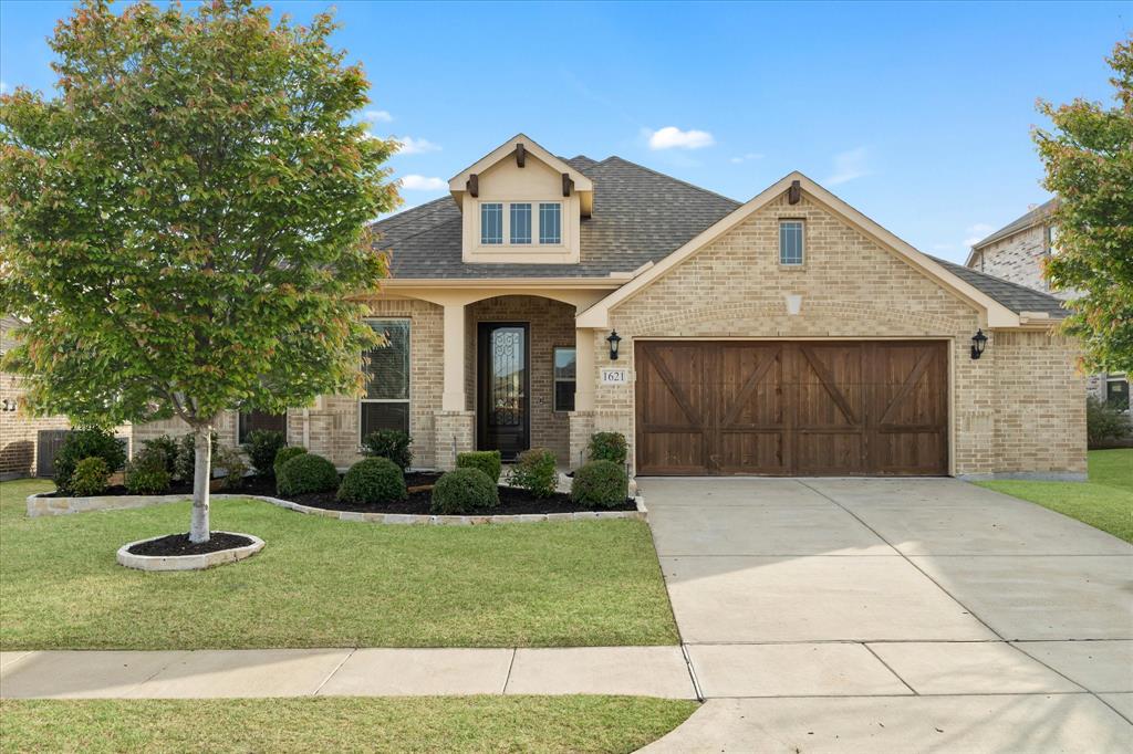 1621 Castleford Drive Property Photo