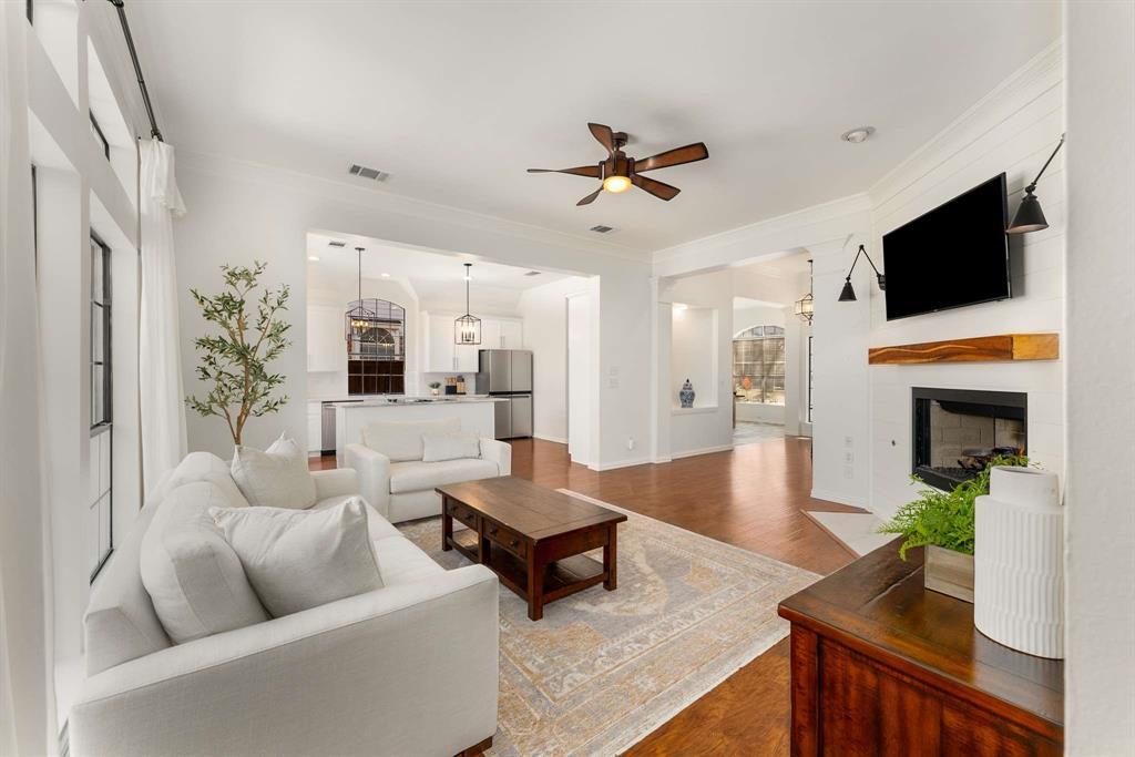 5513 S Briar Ridge Circle Property Photo 8