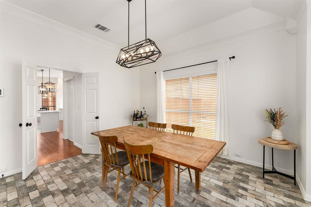 5513 S Briar Ridge Circle Property Photo 13