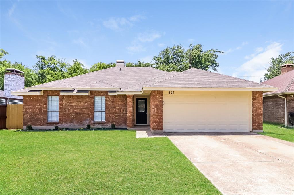 721 Brookside Drive Property Photo