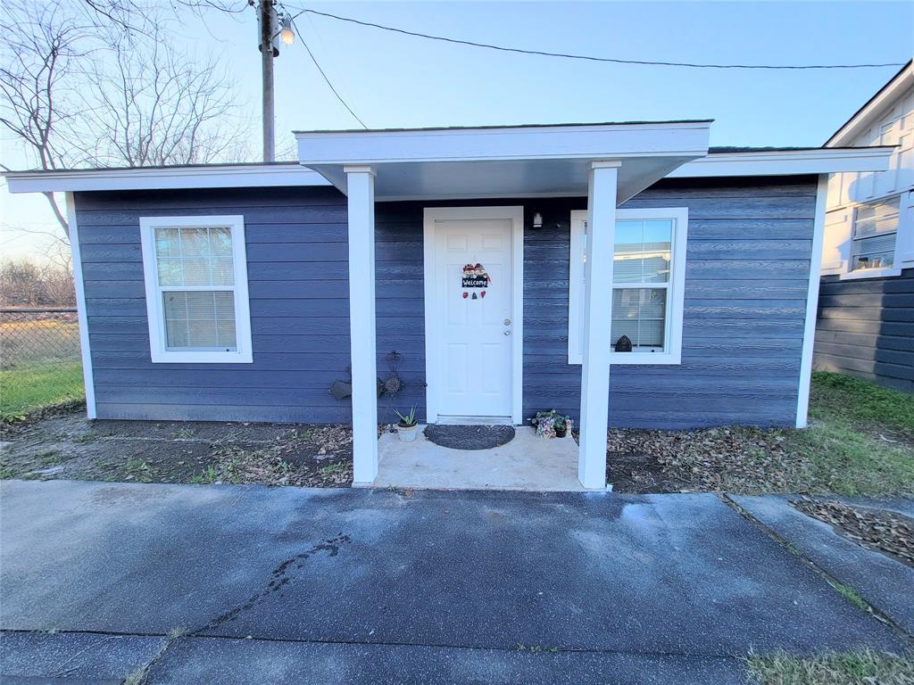 1901 E State Highway 276 Property Photo