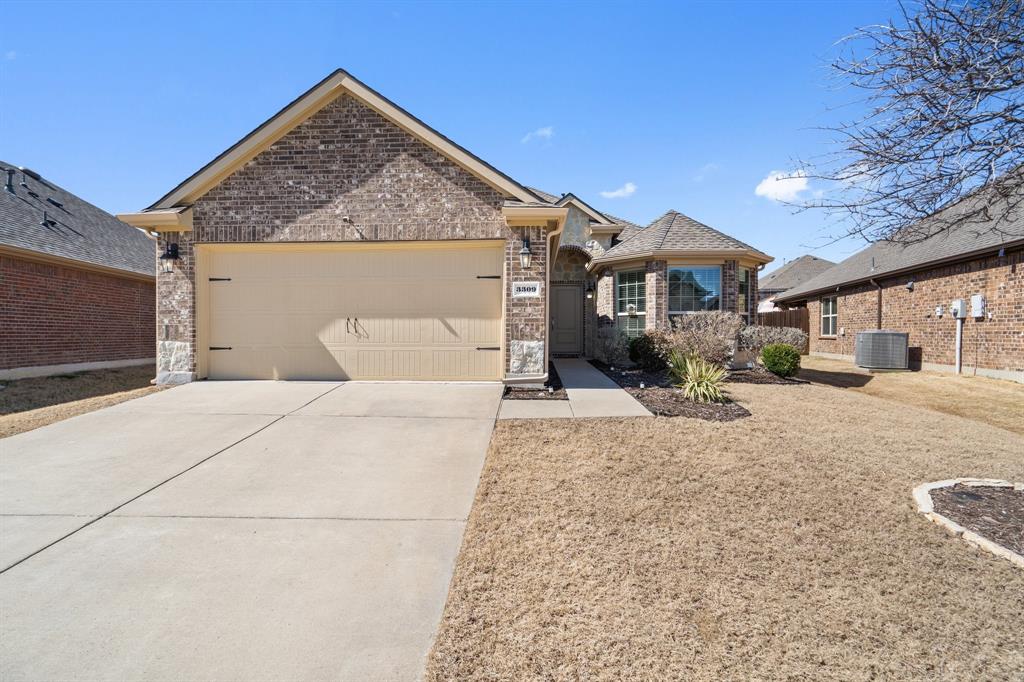 3309 Sabine Drive Property Photo