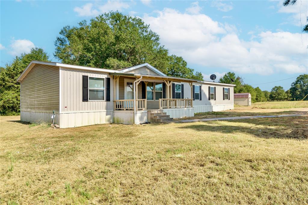 1004 County Road 2140 Property Photo