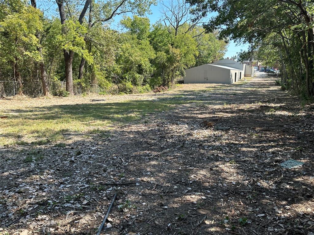 5626 Texoma Parkway Property Photo 8