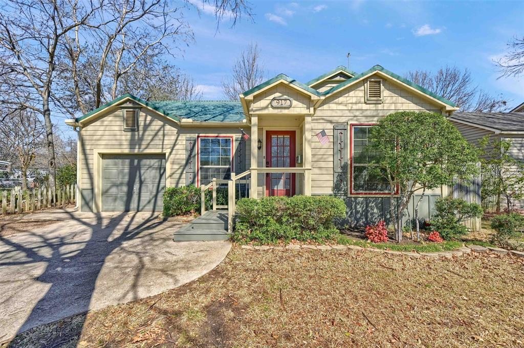 917 W Brockett Street Property Photo