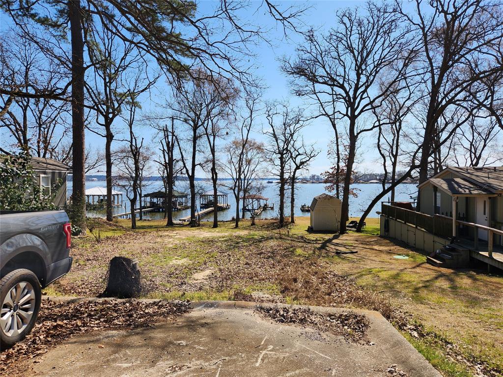1322 Shoreline Circle Property Photo 5