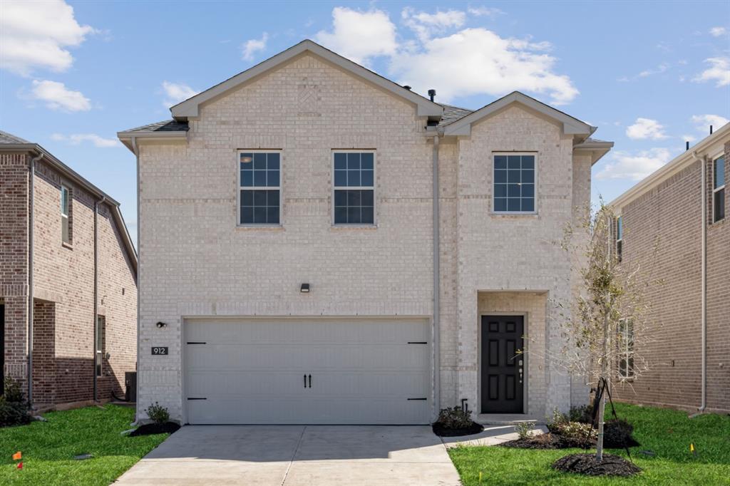 912 Santa Lucia Drive Property Photo