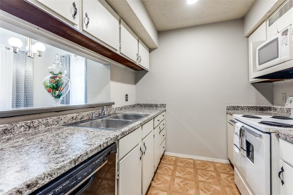 12480 Abrams Road Property Photo