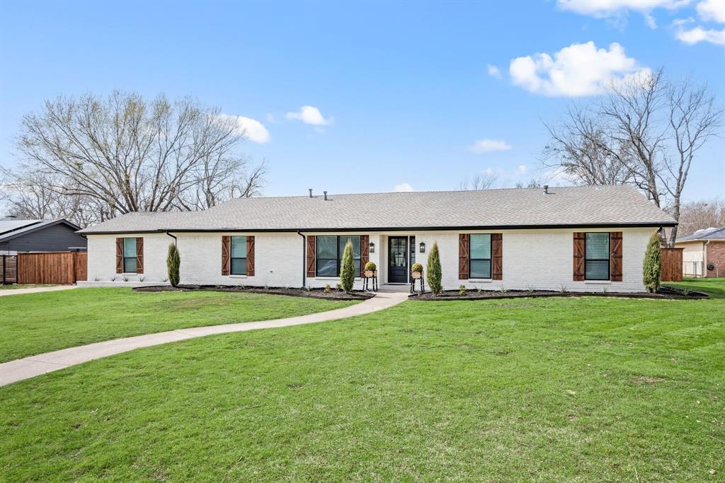 5517 Oak Hills Drive Property Photo