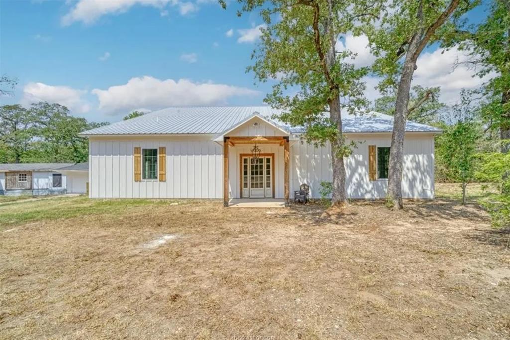 306 Tanglewood Lane Property Photo