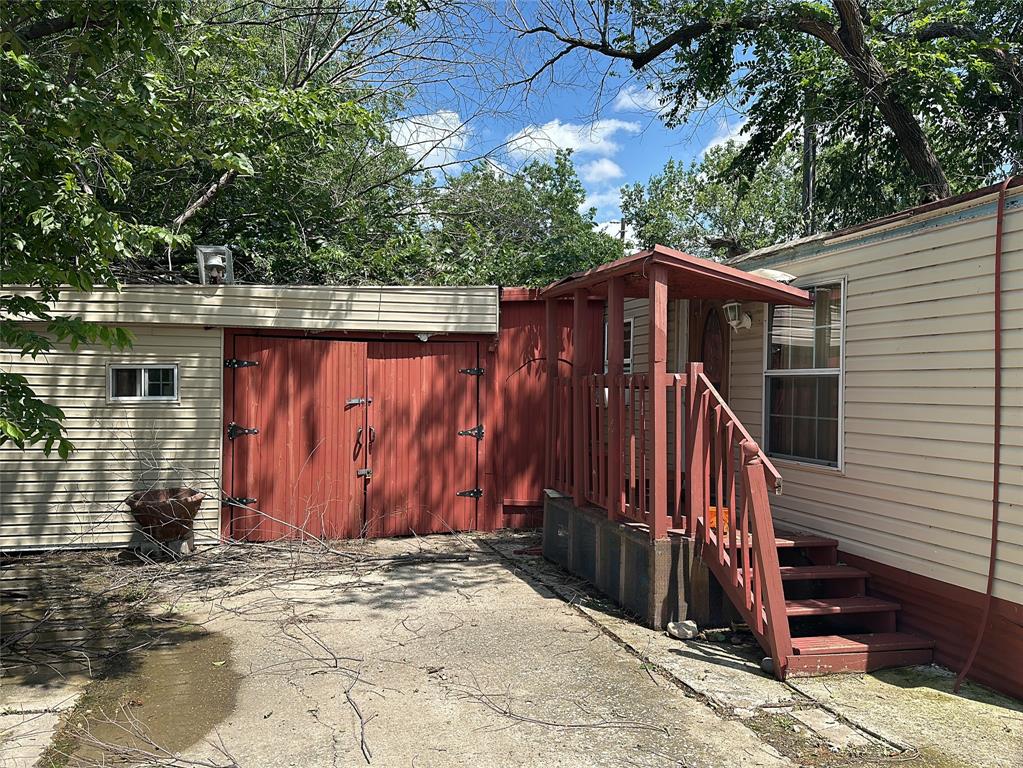 7420 Elm Street Property Photo